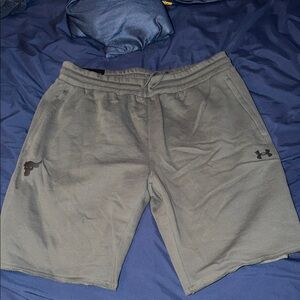 Under Armour Men's Fleece Shorts in Green